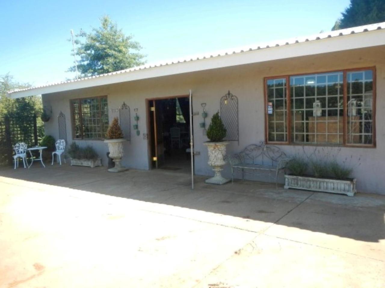 The Falls Cottages Howick Exterior photo